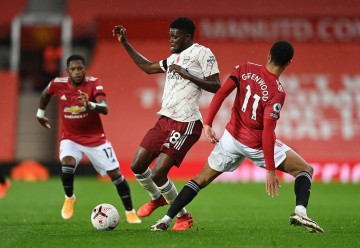 电讯报:格林伍德被捕后曼联立即停赛,阿森纳却让托马斯踢了3年