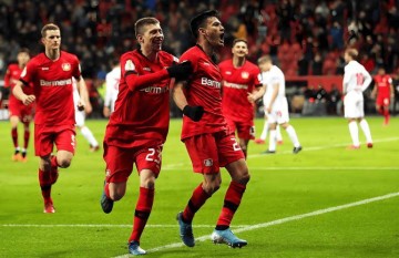 周六035 德甲:莱红牛VS法兰克福 攻防博弈解析