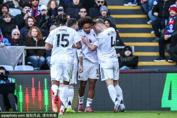 曼联如何签下亚当·沃顿:一个计划的详细解读