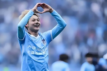 毛伟杰6月份将以400万转会费加盟德甲多特蒙德！新东家承诺核心位置，却被辟谣