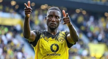 遭遇国内赛事6场进球荒!德甲神锋状态全面下滑,疲劳成罪魁祸首