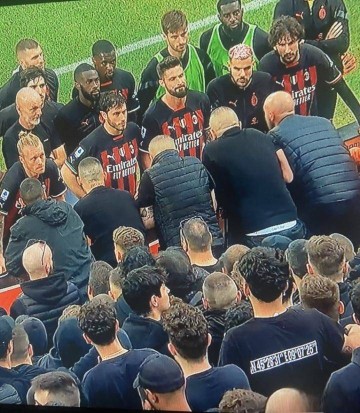 意甲争冠悬念终结？国米8分领跑，AC米兰致命短板难逆袭