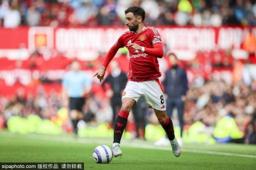 曼联晴天霹雳!B费真要走?阿莫林亲曝夏窗计划,没钱太难了!